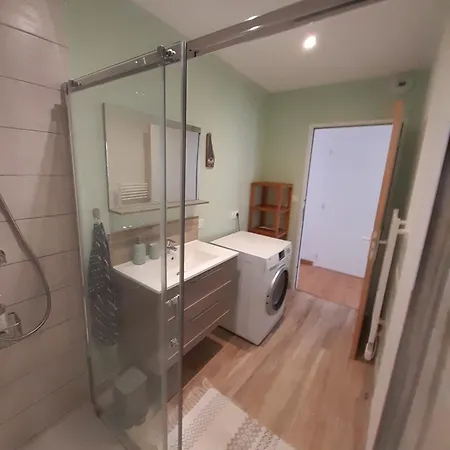 F2 Centre Bourg A 10min Gr34 Et Plages Appartement